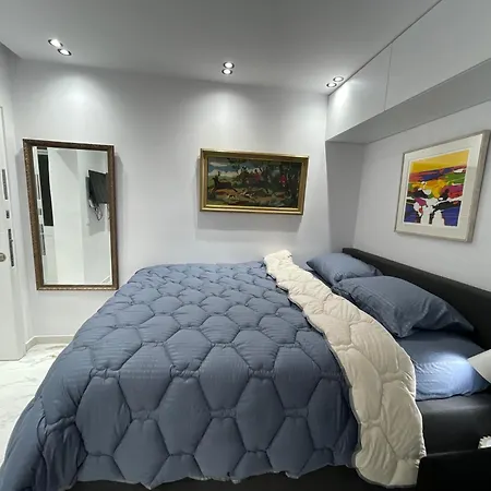 Midnight Apartment