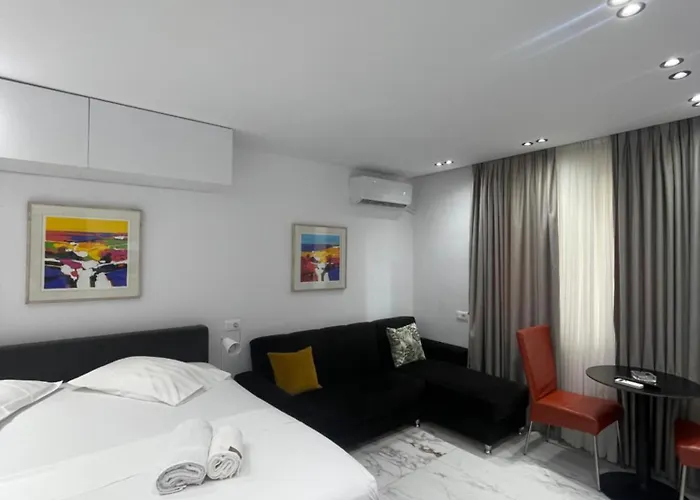 Apartman Midnight Tirana